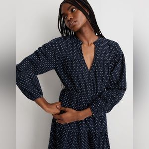 Madewell Dobby V-neck Tiered Midi dress size medium like new